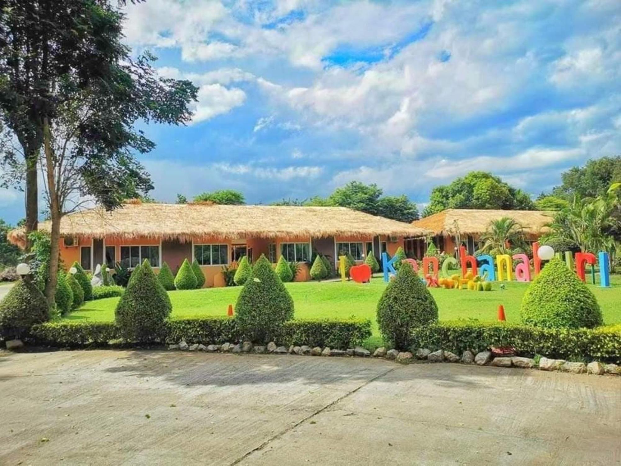 Aurora Resort Kanchanaburi City Exteriör bild