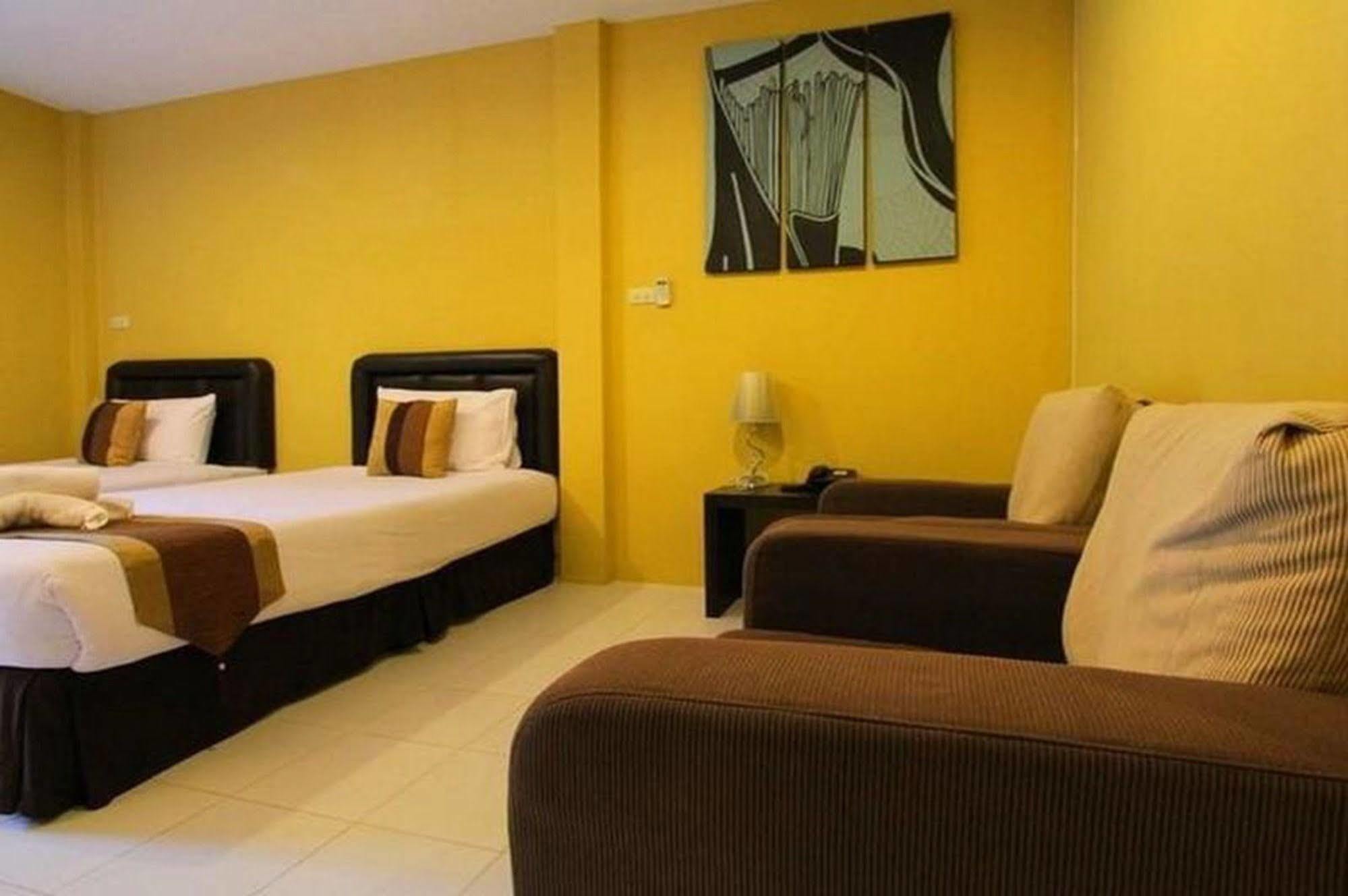 Aurora Resort Kanchanaburi City Exteriör bild