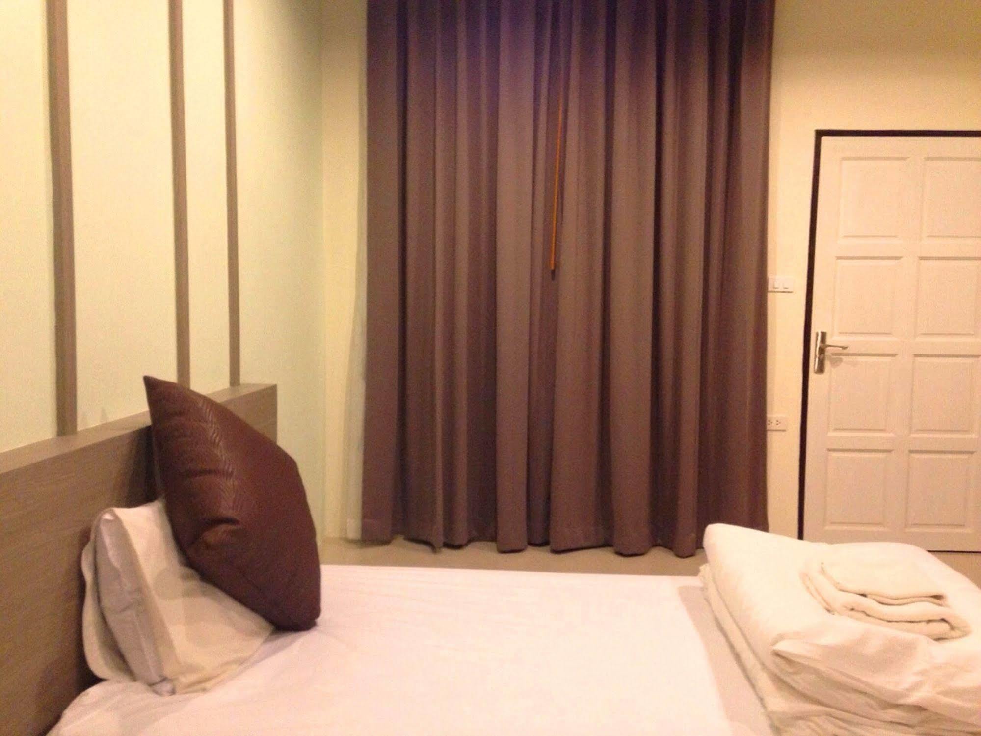 Aurora Resort Kanchanaburi City Exteriör bild
