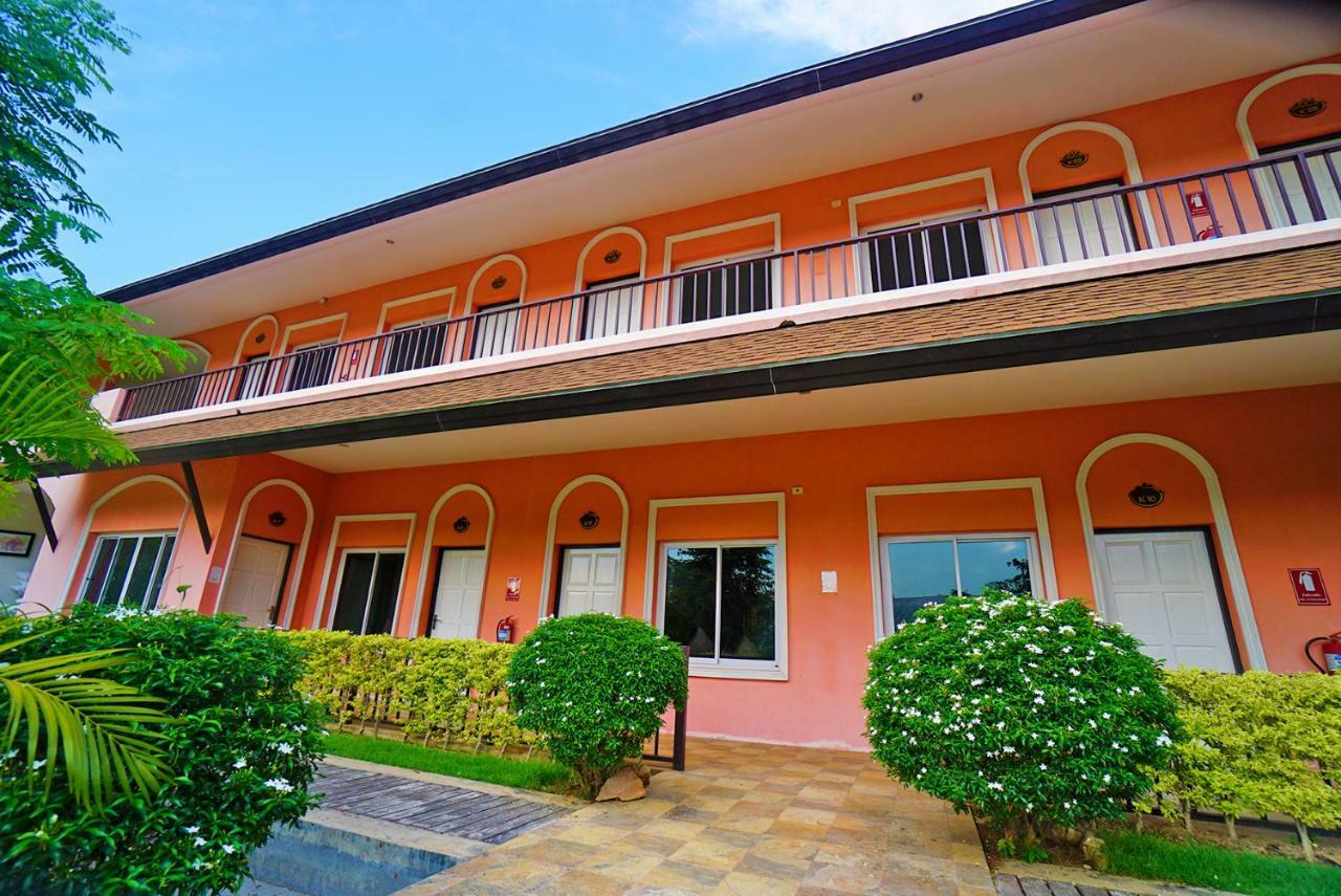 Aurora Resort Kanchanaburi City Exteriör bild